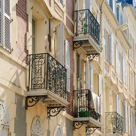 Rive Gauche - Studio Apartment